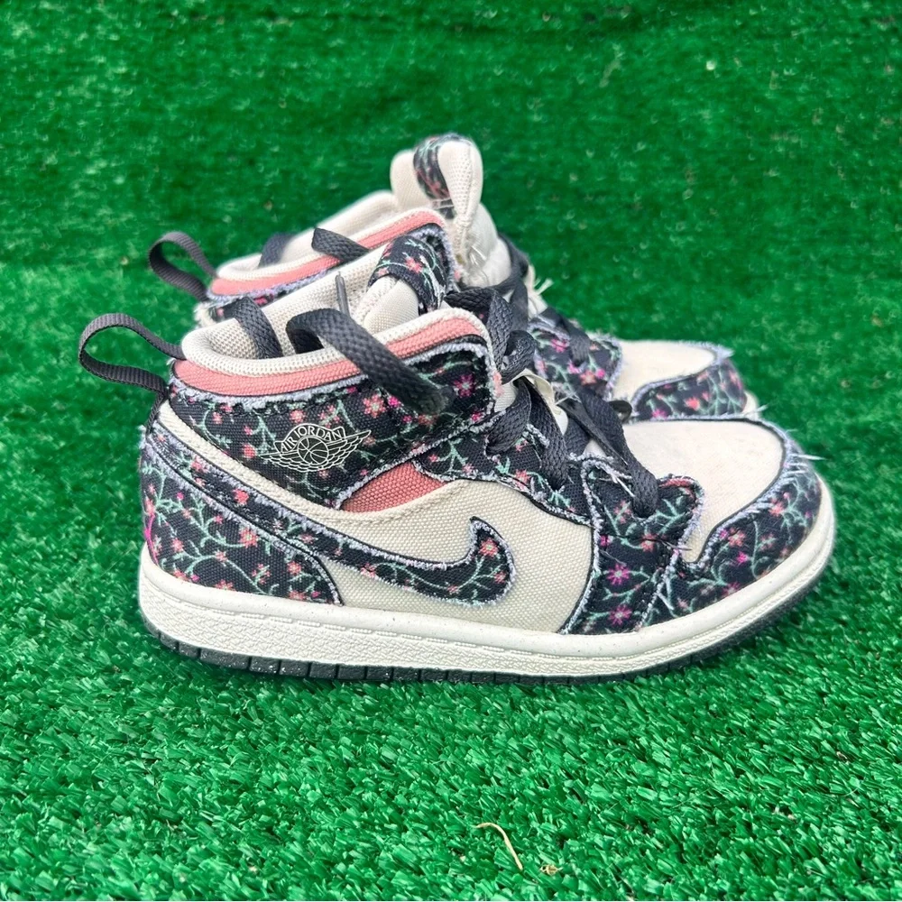 Jordan 1 Mid SE Anthracite Sail Red Stardust TD FJ3447 001 Toddler 10C Nike Air - Picture 3 of 9